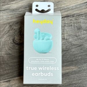 NWT Heyday True Wireless Earbuds